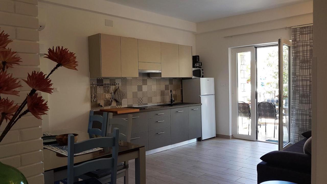 Apartmani Jolly Porec: Blizu Centra I Mora Ngoại thất bức ảnh