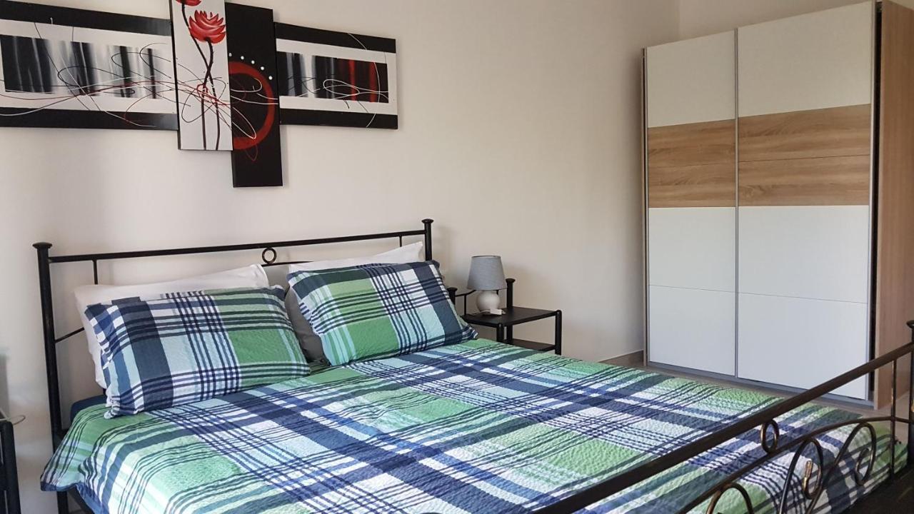 Apartmani Jolly Porec: Blizu Centra I Mora Ngoại thất bức ảnh