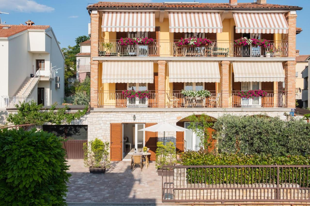 Apartmani Jolly Porec: Blizu Centra I Mora Ngoại thất bức ảnh