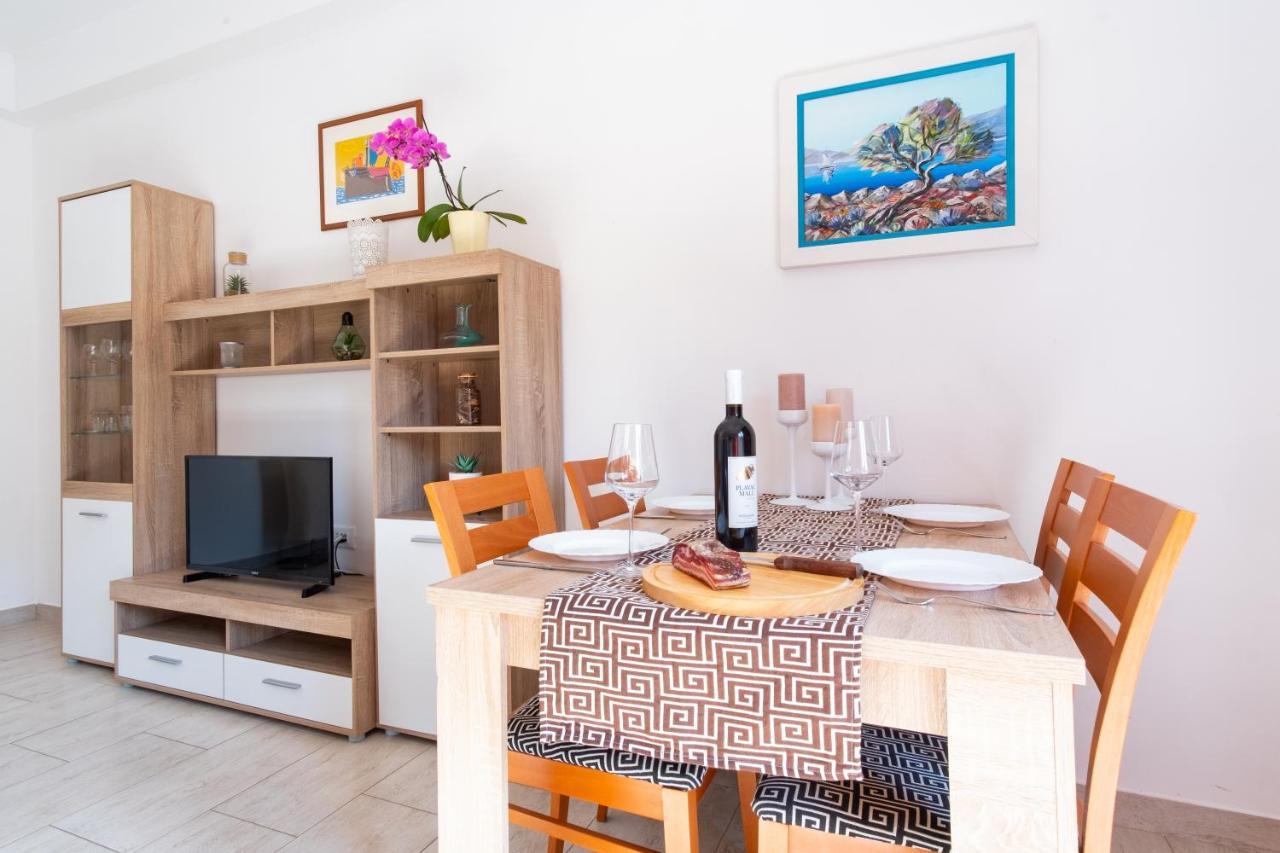 Apartmani Jolly Porec: Blizu Centra I Mora Ngoại thất bức ảnh