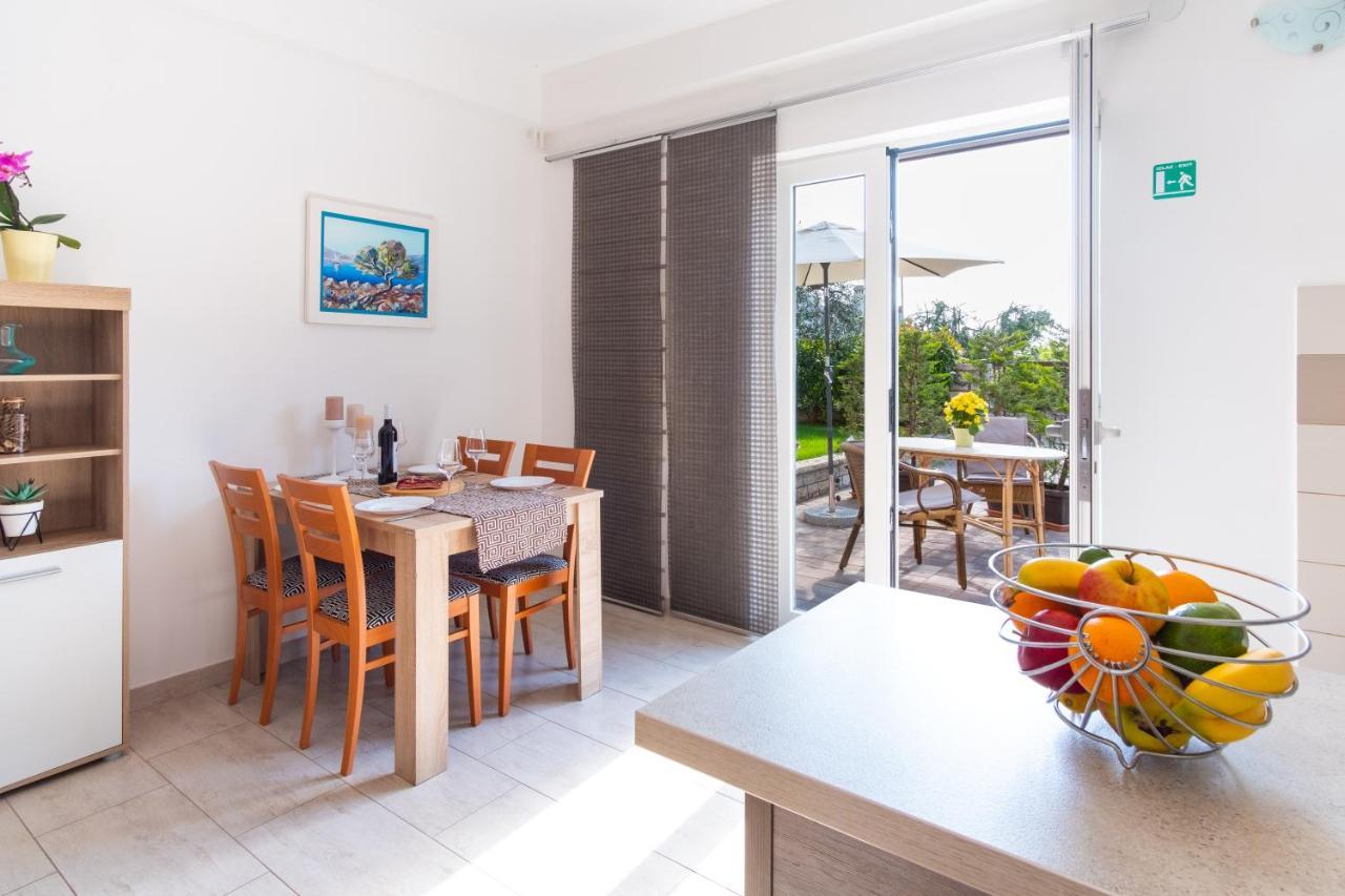 Apartmani Jolly Porec: Blizu Centra I Mora Ngoại thất bức ảnh